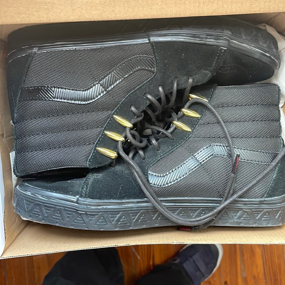Vans x Marvel (Black Panther)